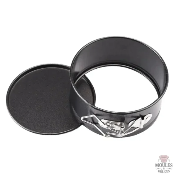 Moule à charnière compact pour un démoulage facile