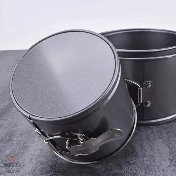 Accessoire de pâtisserie : Moule à Gâteau avec charnière