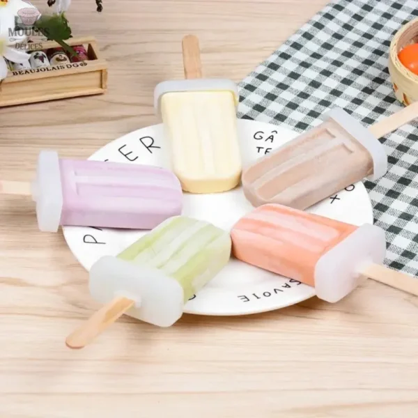 moule-a-glace-a-leau-1 Moule à glace à l'eau pour des rafraîchissements faits maison