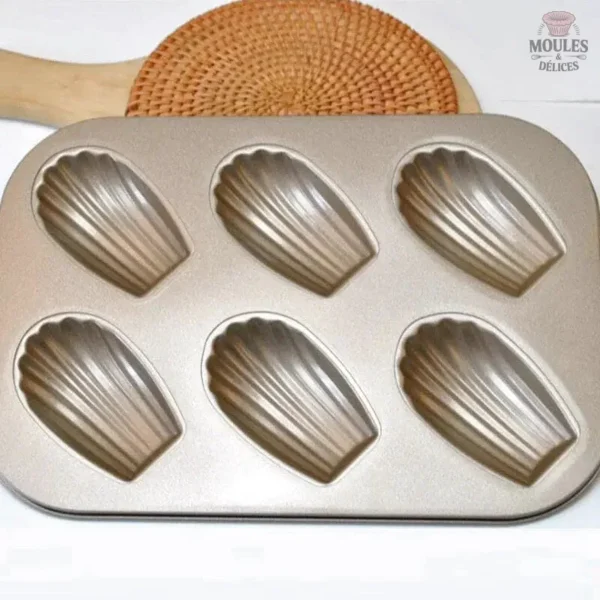 Moule à madeleine en métal, idéal pour pâtisserie artisanale