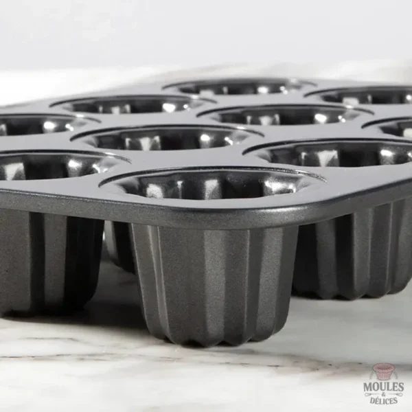 Moule à Cannelés pour mini douceurs dorées
