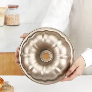 Moule à Savarin 20 cm pour des desserts élégants