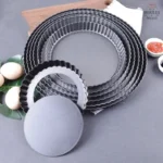 Moule à tarte avec fond amovible pour une cuisson facile