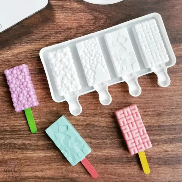 Accessoire de cuisine pour faire des glaces à l'eau