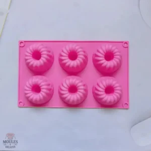 Moule à savarin idéal pour pâtisseries légères